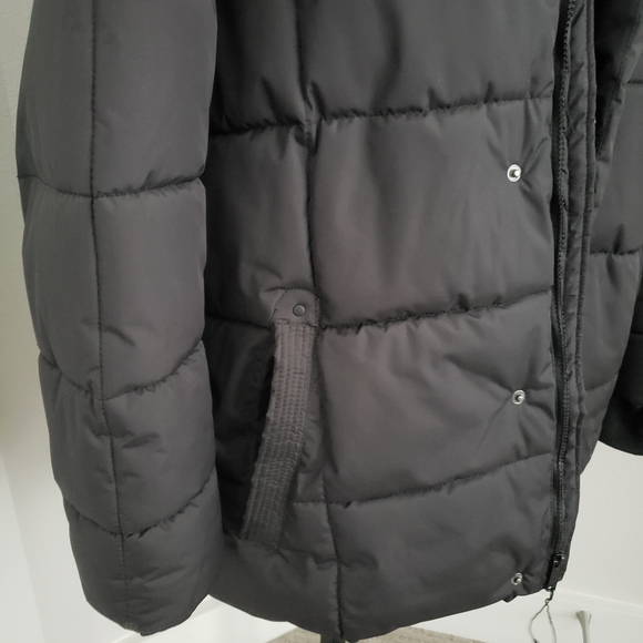 (EUC) Ben Sherman Black Puffer Quilted Jacket with Hood (Boys XL or Men's Small) - Picture 8 of 14